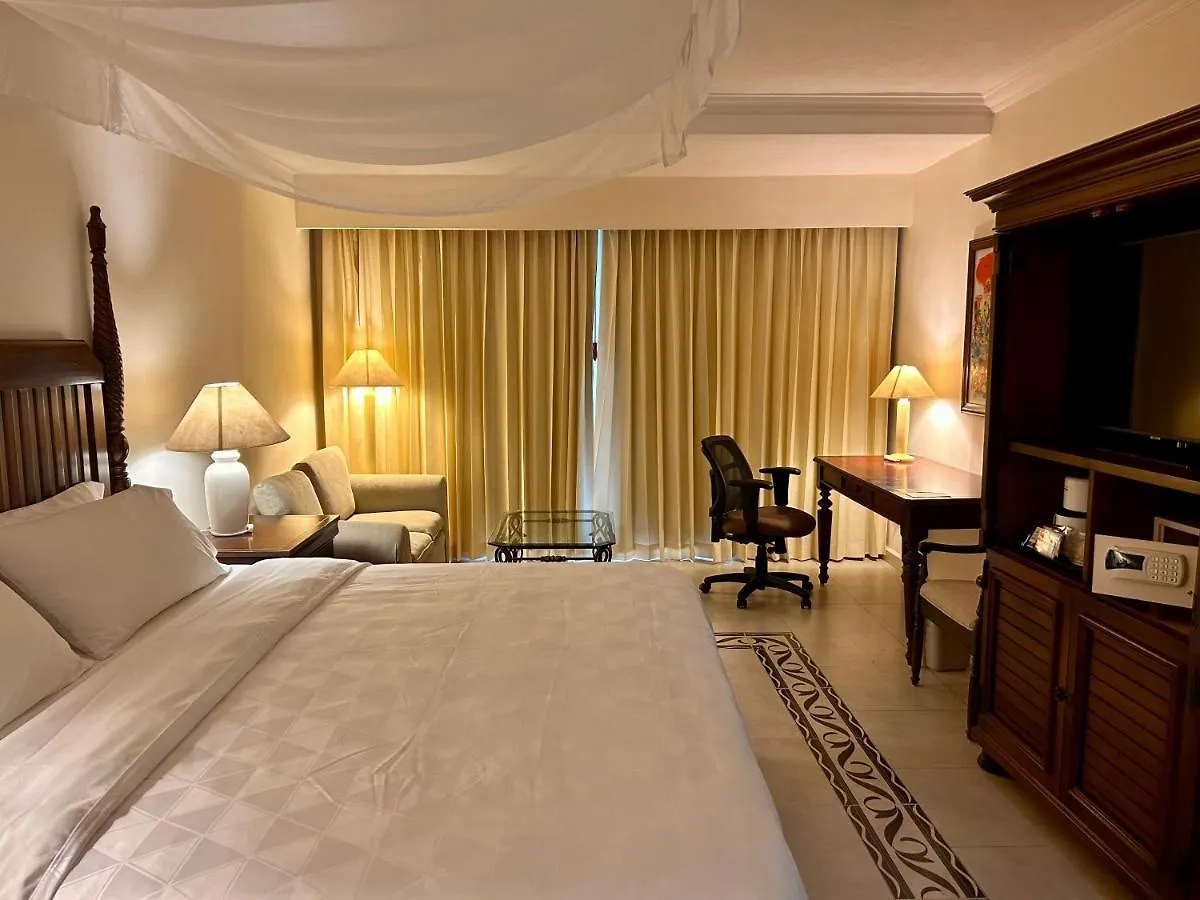 Hotel Holiday Inn Merida By Ihg