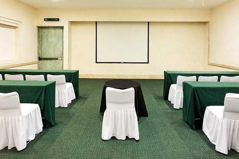 Holiday Inn Merida By Ihg Hotel