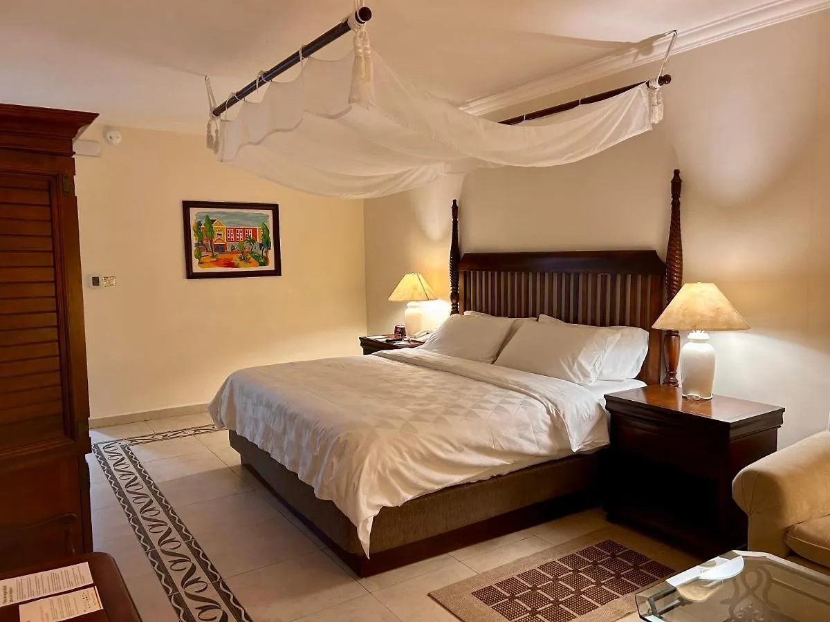 Holiday Inn Merida By Ihg Hotel