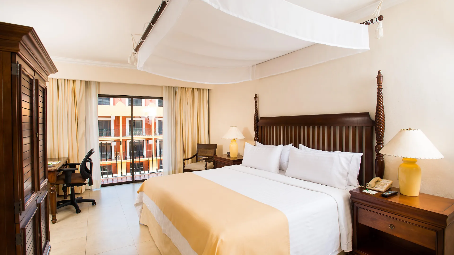 Hotel Holiday Inn Merida By Ihg